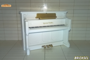 Пианино белое